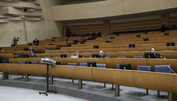 SNSD podržao tačke o novcu za RS, ostale oborene