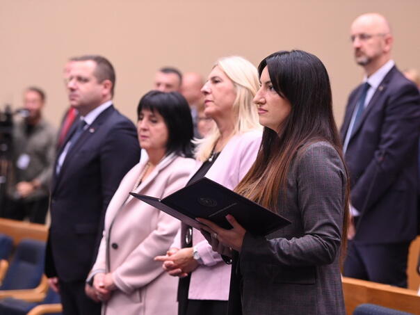 SNSD pozvao na poštivanje Ustavnog suda BiH i poništavanje spornih zakona u RS!