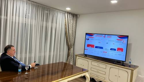 SNSD: Prednost Cvijanovićeve i Dodika