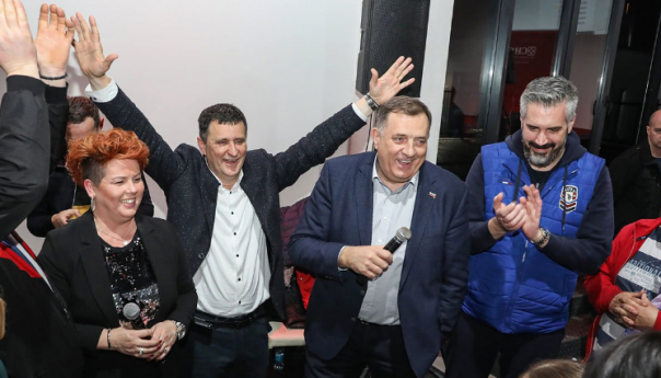 SNSD proglasio ubjedljivu pobjedu u Banjaluci