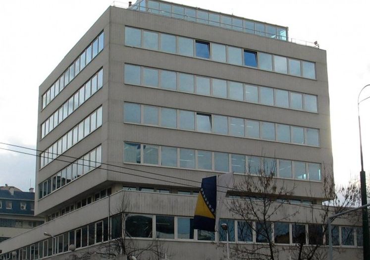 SNSD traži ukidanje Schmidtovih odluka