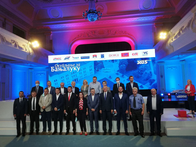 SNSD u Banjaluci potpisao sporazum sa devet stranaka