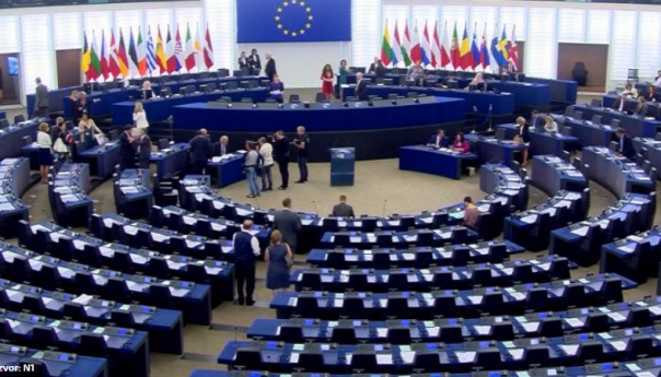 Socijaldemokrate u EP-u traže sankcije za Dodika