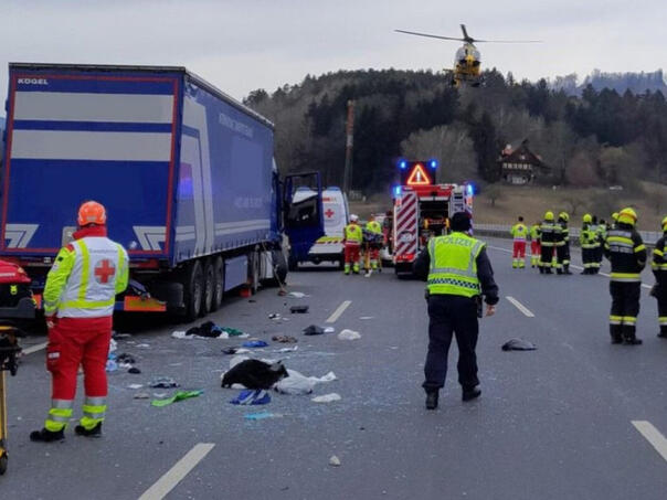 Šofer iz BiH teško povrijeđen u Austriji, helikopter ga prevozio do bolnice