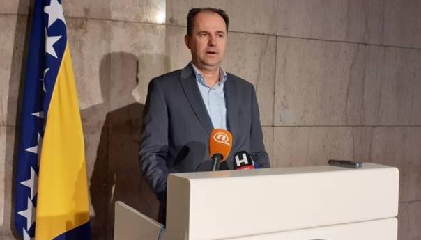 Softić: Dodik organizator blokade državnih institucija