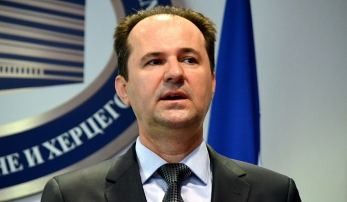 Tema samita EU mora biti Dodikovo širenje mržnje prema Briselu