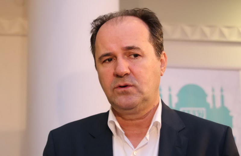 Softić: 'Trojka' očigledno namjerava Dom naroda isporučiti i HDZ-u