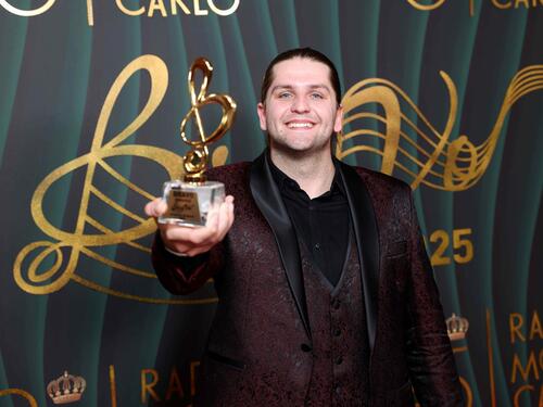 Solista Opere NPS Ermin Ašćerić dobitnik nagrade "Performer of the year"