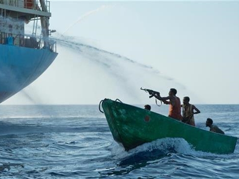 Somalijski pirati oteli naftni brod na putu ka Mogadišu