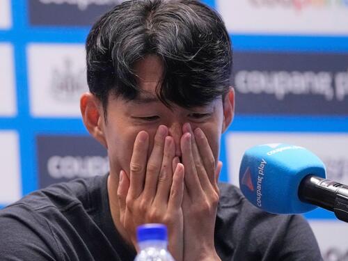 Son uplakan napustio Tottenham: Nakon deset godina odlazi u novi klub