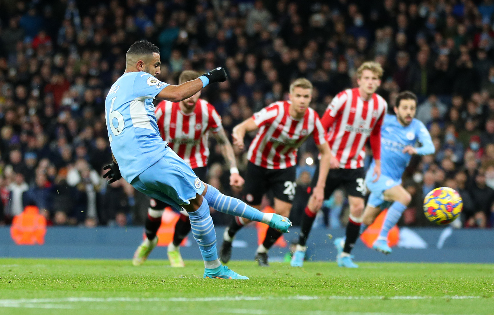 Southampton šokirao Tottenham, Manchester City pobijedio Brentford
