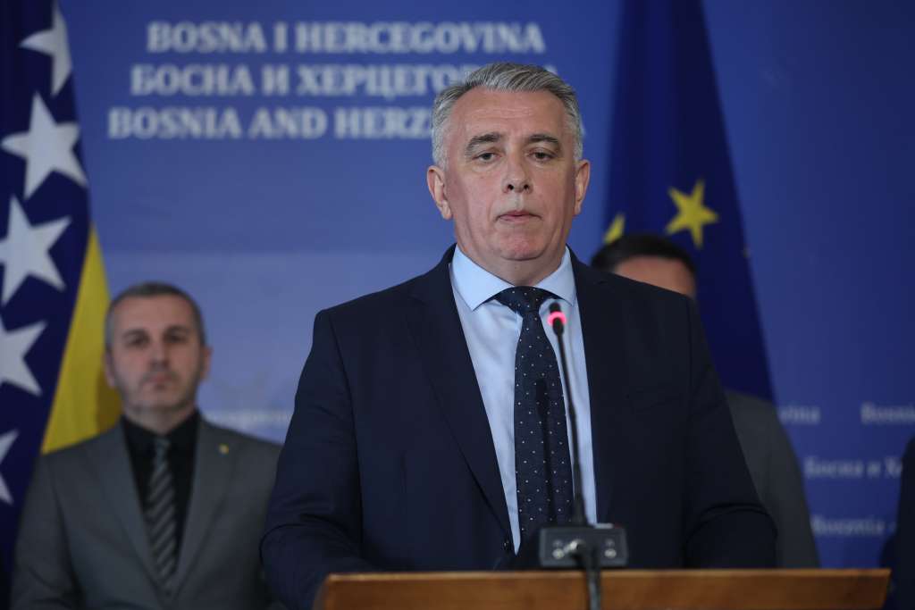 Špago: Ponovo ćemo raspravljati o nepotrebnim političkim pitanjima i stvarati tenzije