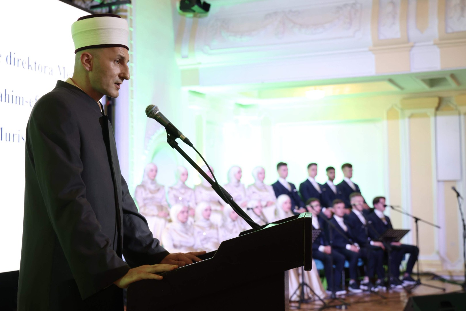 Spahić: Medresa oblikuje karaktere, a ne samo znanje