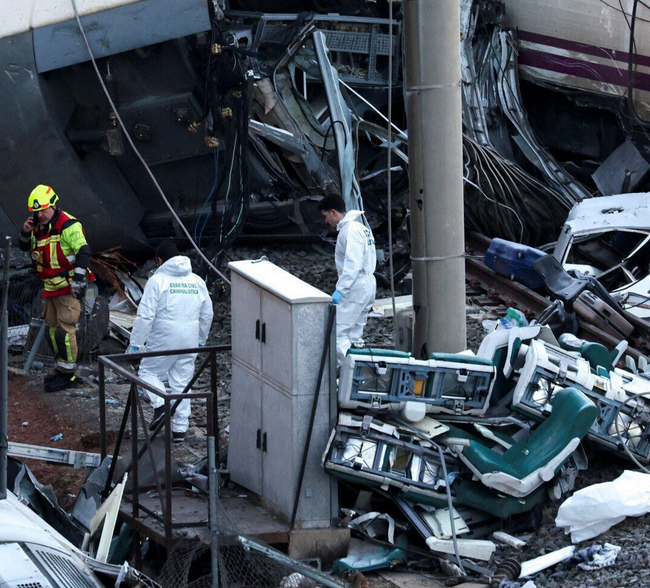 Španci se više ne usude putovati vozom nakon stravične nesreće