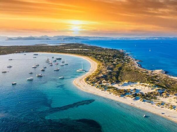 Španci u moru pronašli tijela svezanih ruku i nogu, pokrenuta velika istraga