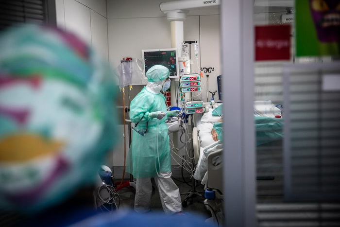 Španija bilježi pad broja mrtvih i oboljelih od koronavirusa