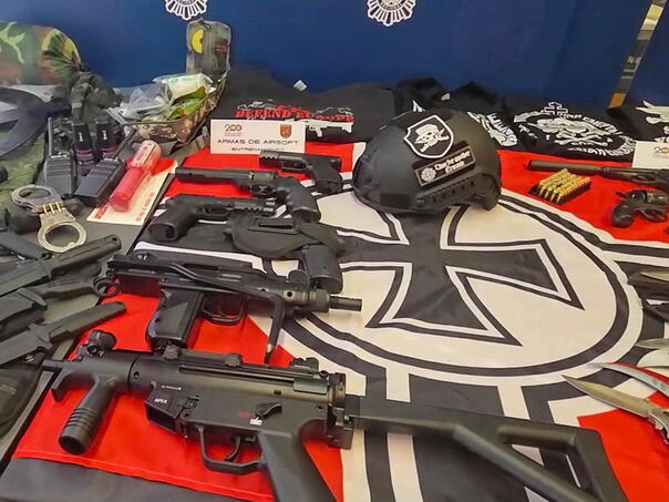 Španija razotkrila ćeliju povezanu s neonacističkom terorističkom grupom The Base