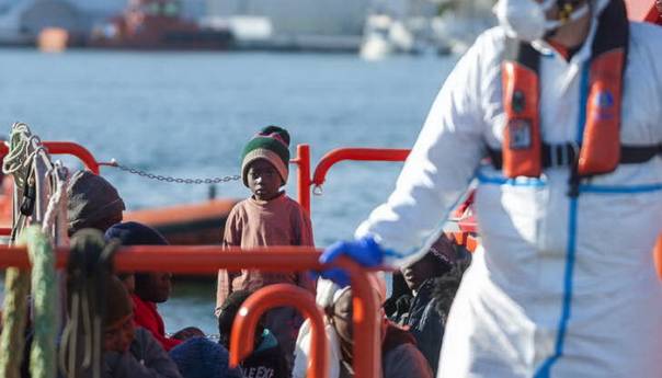 Španija spasila 24 migranta u blizini Kanarskih otoka