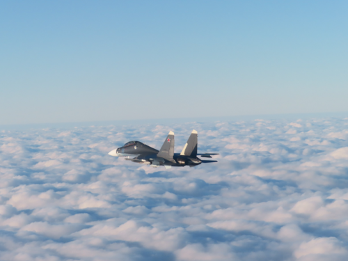 Španski F-18 presreo ruski Su-30 s čudnim naoružanjem