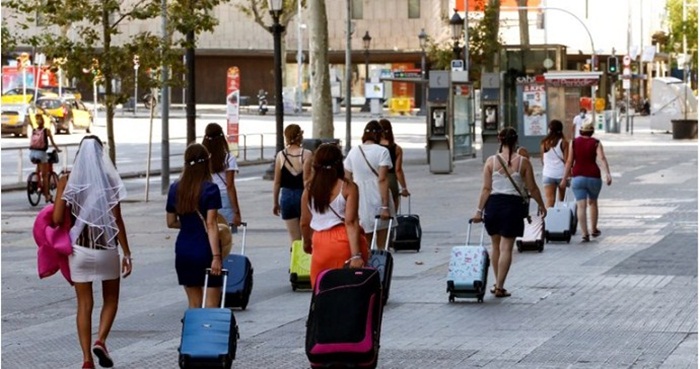 Španski hotelijeri  su spremni turistima platiti testiranje na koronavirus