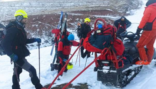 Spašeni planinari zatrpani u lavini, dvojica helikopterima prebačeni na KCUS