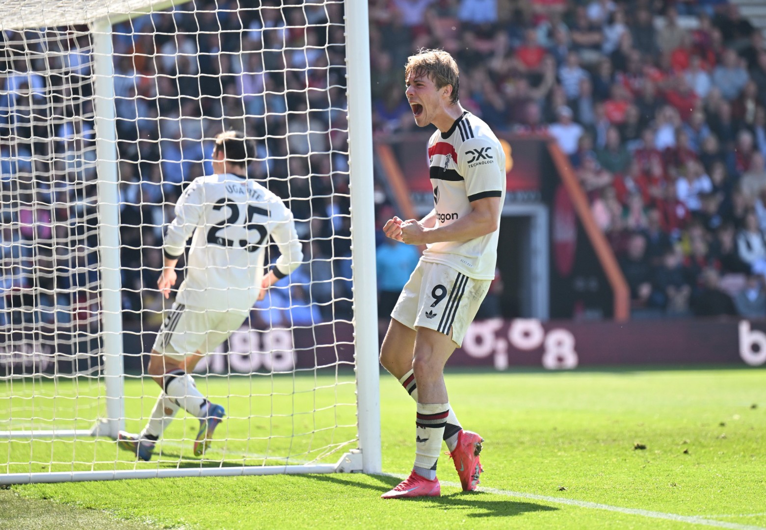 Spasili se u 96. minuti, United izvukao bod protiv Bournemoutha