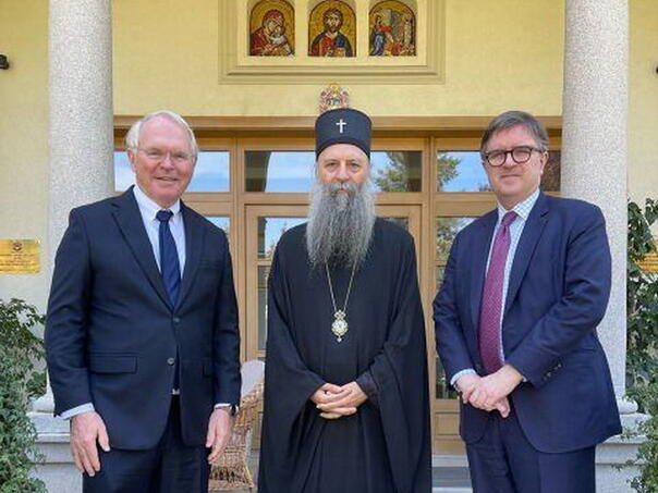 SPC nastavlja politiku 90-ih: Rezoluciju o Srebrenici nazvali štetnom