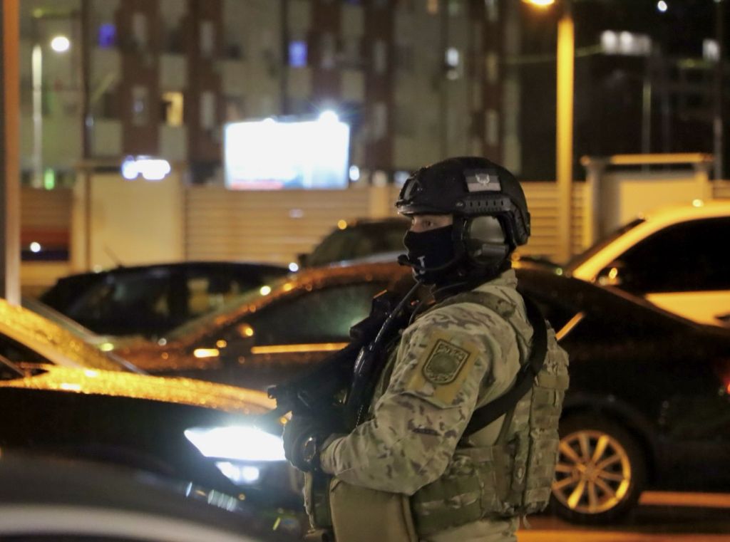 Specijalci upali u restoran na Palama: Za stolom zatekli ambasadora Srbije