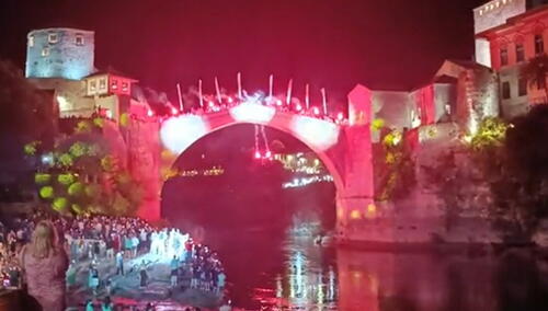 Spektakularnom bakljadom zatvoreni 457. skokovi sa Starog mosta