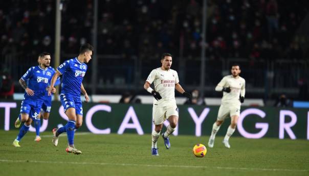 Spezia još jednom šokirala Napoli, Krunić ušao s klupe u pobjedi Milana