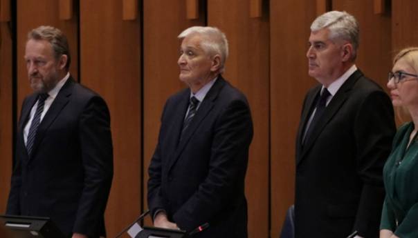 Špirić: Dok je nas ovdje Dodik neće biti tačka dnevnog reda