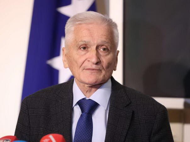 Špirić: Opozicija iz RS nema snage, drugi im pumpaju mišiće