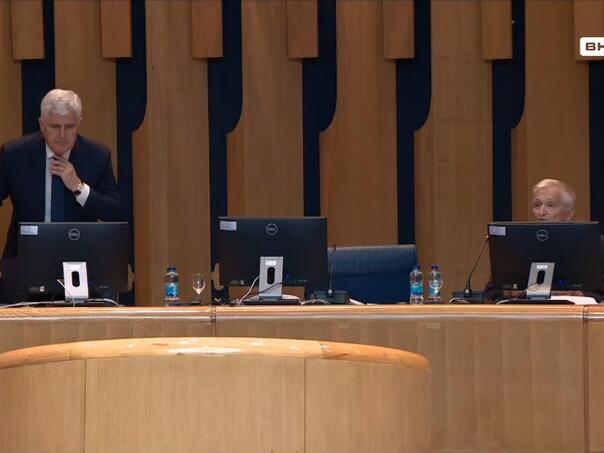 Špirić prekinuo sjednicu, HDZ i SNSD ostali u manjini!