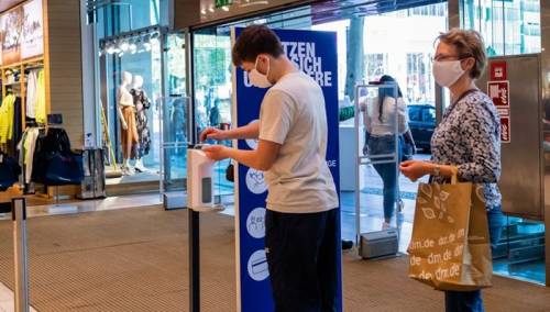 Spor u Njemačkoj: Kada i u kojoj mjeri ublažiti mjere socijalne distance