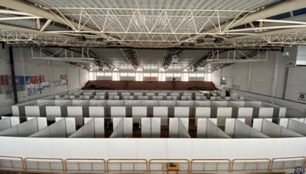 Sportska dvorana u Cazinu pretvorena u opremljeni izolatorij