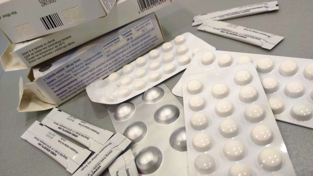 Spriječen pokušaj prijenosa 420 tableta 'Xanax' preko državne granice