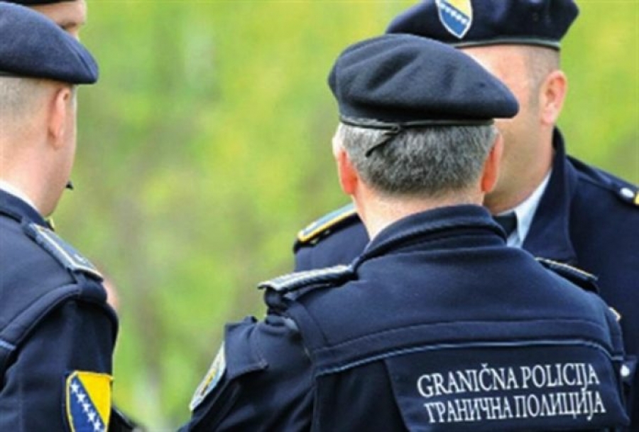 Spriječeno krijumčarenje pet migranata u Sapni