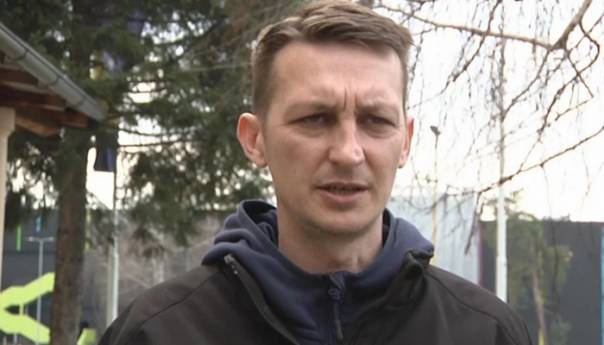 Sramno i nepotrebno privođenje novinara Vahidina Mujagića u PS Brod