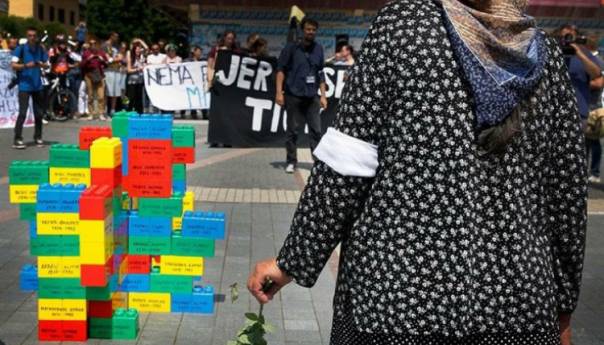 Sramno: U Prijedoru obilježavanje rođendana Orbana i Mitrovića