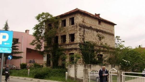 Sramota gradske vlasti: Srušena kuća Predraga Matvejevića u Mostaru