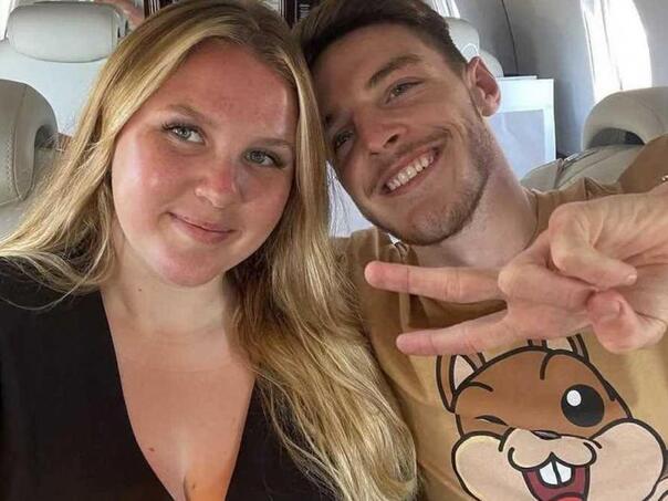 Sramotno: Supruga igrača Arsenala ismijavana zbog svog izgleda