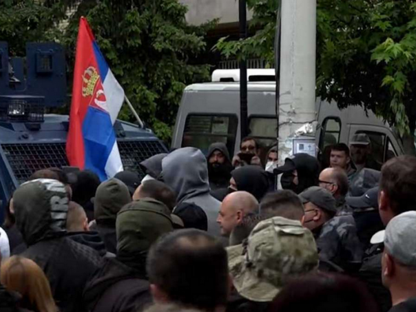 Srbi danas preuzimaju vlast na sjeveru Kosova