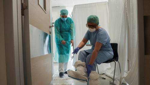 Srbija: 279 novozaraženih, preminulo 12 osoba