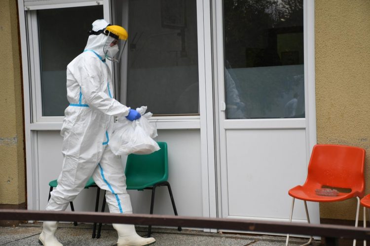 Srbija: 69 novozaraženih, preminule dvije osobe