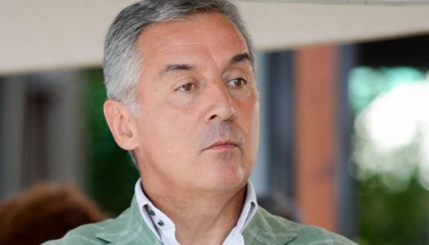 Srbija bi da dokaže da je Crna Gora srpska država