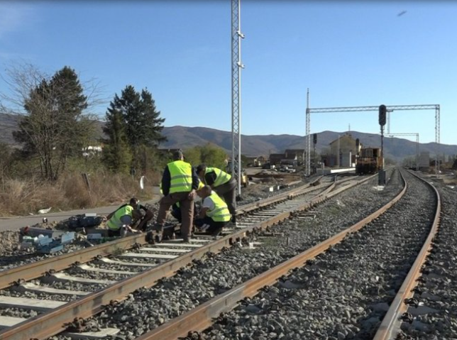 Srbija: Cisterne s fosfornom kiselinom iskliznule s pruge
