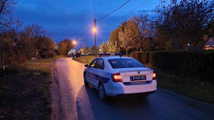 Srbija: Mladić se ubio pred svojom porodicom