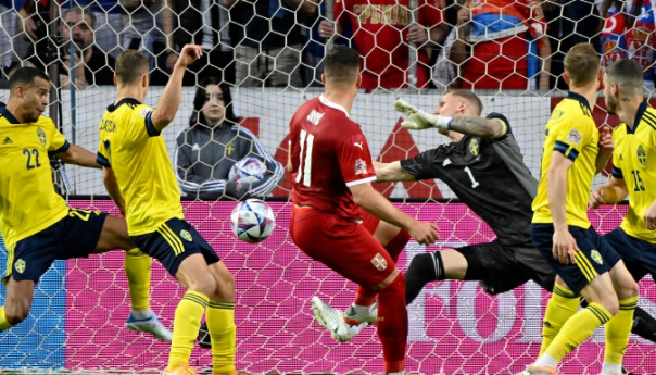 Srbija nadigrala Švedsku, Luka Jović za pobjedu