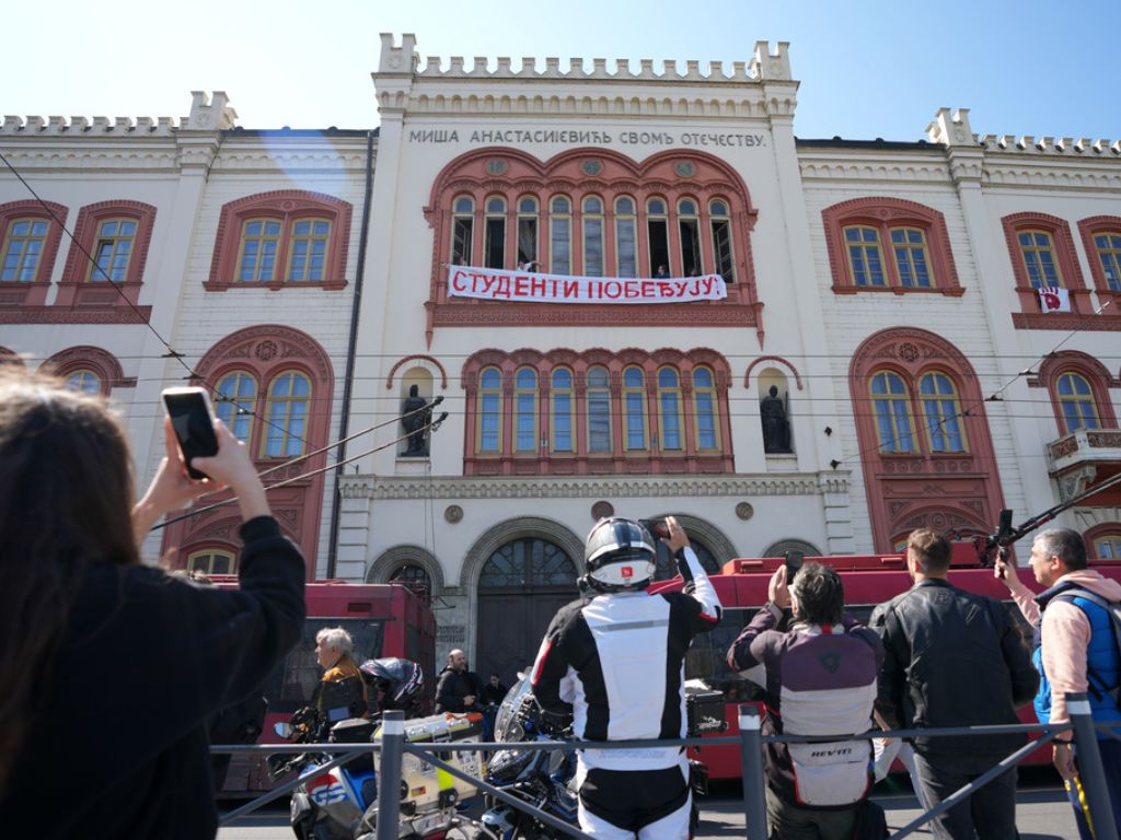 Srbija: Obustavljen željeznički promet uoči protesta