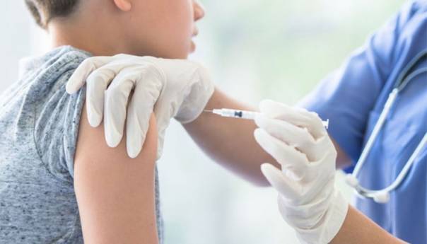 Srbija odobrila Pfizerovu vakcinu za djecu od 12 do 15 godina